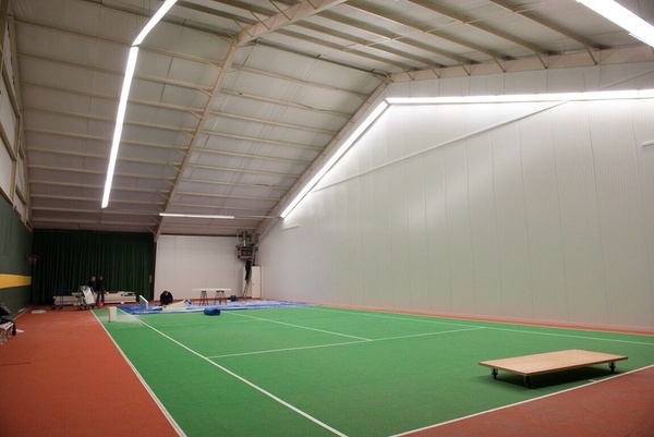 1 feb: Nu is het nog een tennisbaan